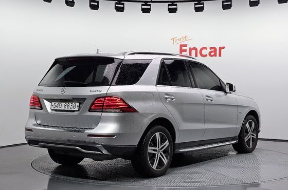Mercedes-Benz M-class ML250 BlueTEC 4MATIC — пробег 144 803 км — фото 2 из 5