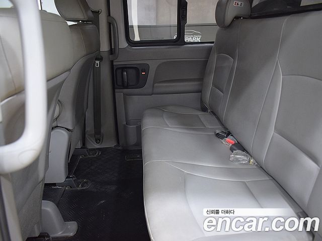 Hyundai Starex 5-Seater VAN Smart — пробег 245 200 км — фото 5 из 5