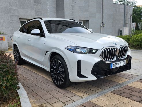 BMW X6 xDrive40i M Sport — пробег 1 080 км — фото 4 из 5