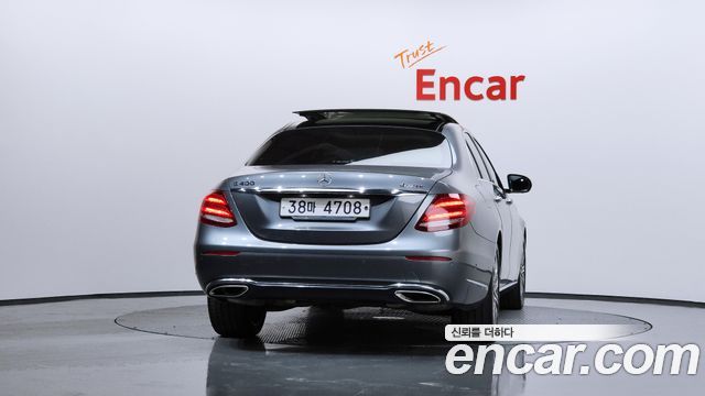 Mercedes-Benz E-Class из Кореи Encar