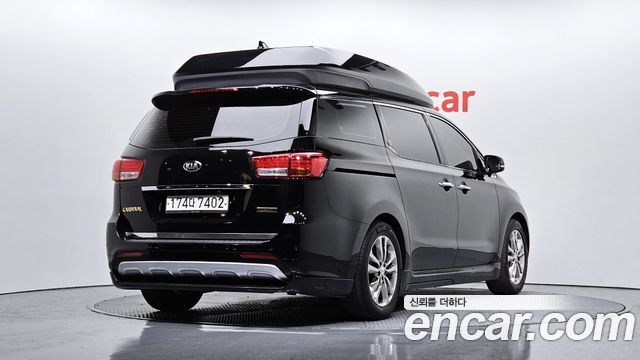 Kia Carnival 7-seater Hi-limousine VIP — пробег 155 803 км — фото 2 из 5
