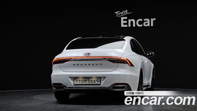 Hyundai Grandeur из Кореи Encar