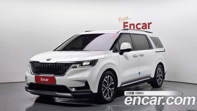 Kia Carnival 11-Seater Signature — пробег 82 876 км — фото 1 из 5