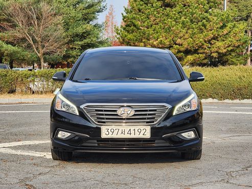 Hyundai Sonata 2.0 Smart — пробег 174 000 км — фото 1 из 5