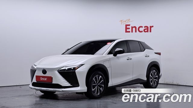 Lexus RZ Luxury — пробег 54 227 км — фото 1 из 5