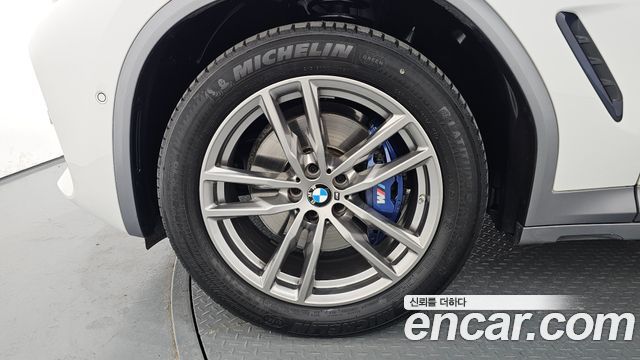 BMW X4 xDrive20i M Sports X Onlile Exclusive Edition — пробег 55 402 км — фото 5 из 5