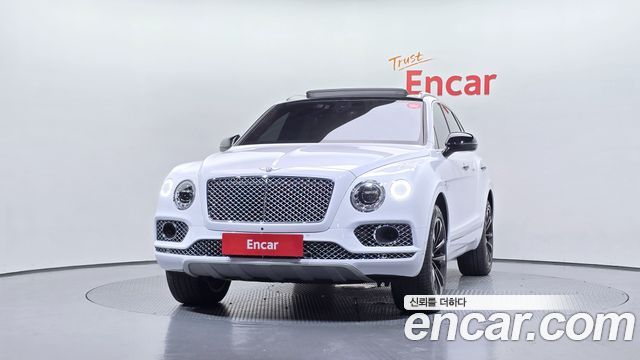Bentley Bentayga 4.0 V8 — пробег 92 689 км — фото 3 из 5