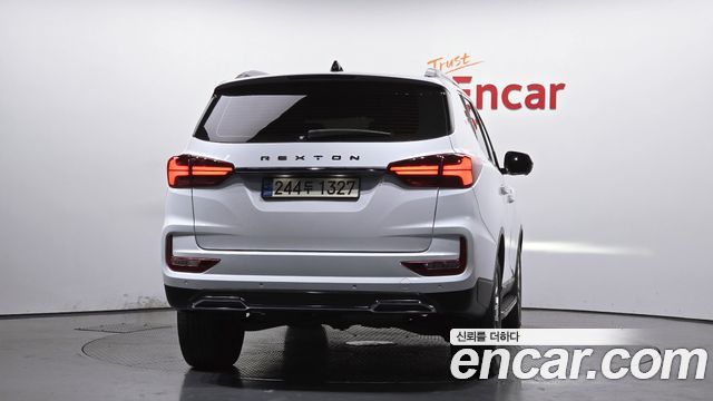 Ssangyong Rexton из Кореи Encar