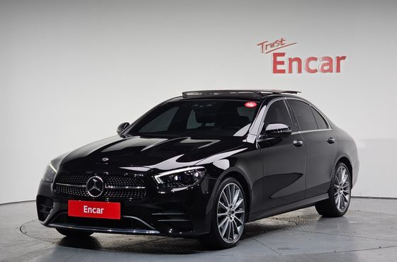 Mercedes-Benz E-Class E350 4MATIC AMG Line — пробег 95 189 км — фото 1 из 5