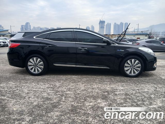 Hyundai Grandeur Premium — пробег 178 645 км — фото 2 из 5