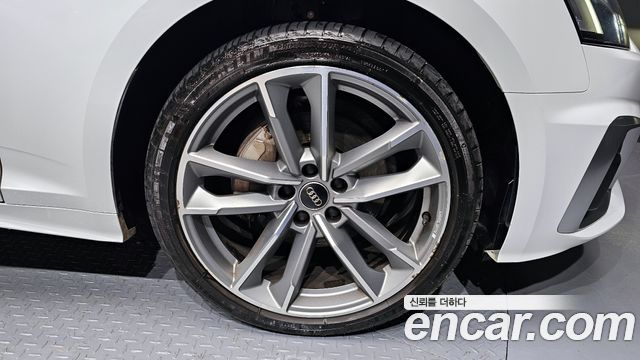Audi A5 40 TDI Quattro Premium Sportback — пробег 71 853 км — фото 5 из 5