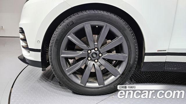 Land Rover Range Rover Velar 3.0 D300 R-Dynamic HSE — пробег 47 968 км — фото 5 из 5