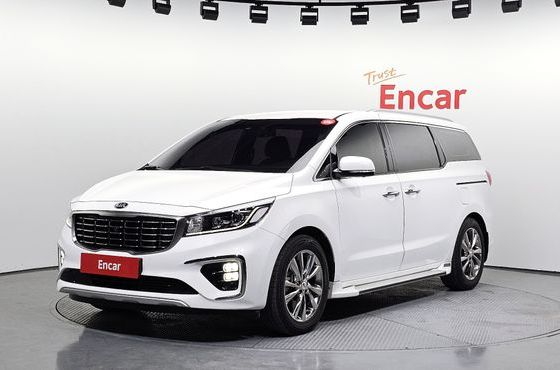 Kia Carnival 7-Seater Limousine VIP — пробег 139 633 км — фото 1 из 5