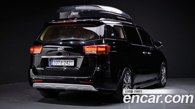 Kia Carnival 9-seater Noblesse — пробег 133 215 км — фото 2 из 5