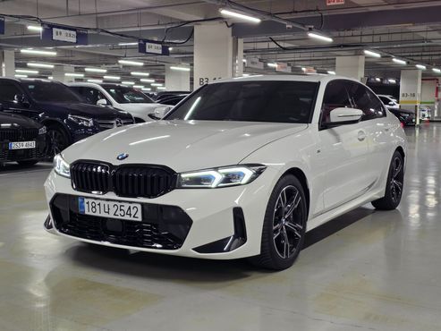 BMW 3-Series 320i M Sport — пробег 4 000 км — фото 1 из 5