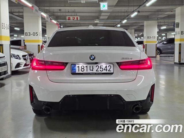BMW 3-Series 320i M Sport — пробег 4 000 км — фото 5 из 5