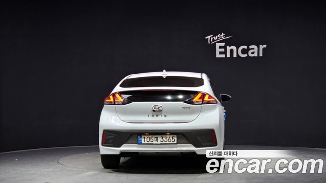 Hyundai Ioniq из Кореи Encar