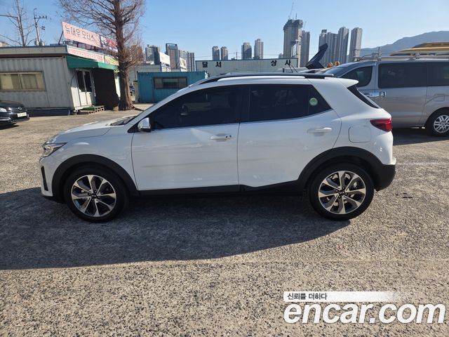 Kia Stonic из Кореи Encar