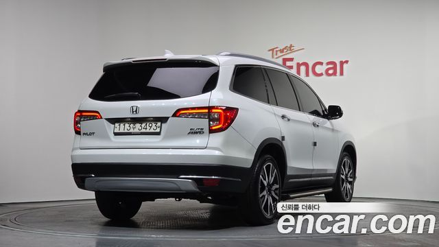 Honda Pilot 3.5 Elite — пробег 40 095 км — фото 2 из 5