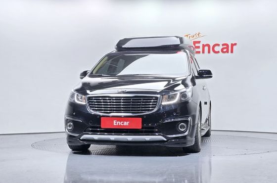 Kia Carnival 9-seater Hi-Limousine Prestige — пробег 201 571 км — фото 3 из 5