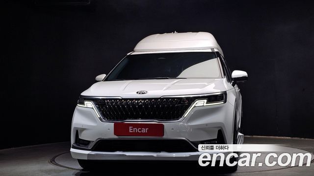 Kia Carnival 7-Seater Hi-Limousine Signature — пробег 53 115 км — фото 3 из 5