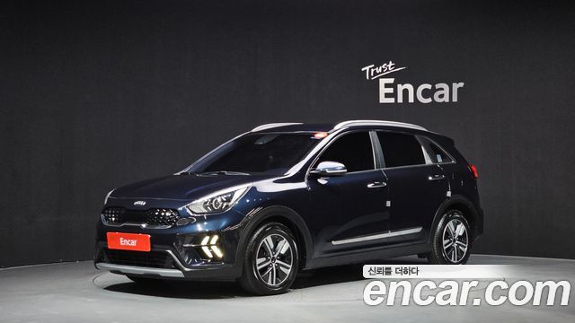 Kia Niro 1.6 HEV Prestige — пробег 157 199 км — фото 1 из 5