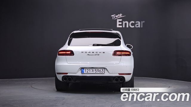 Porsche Macan из Кореи Encar