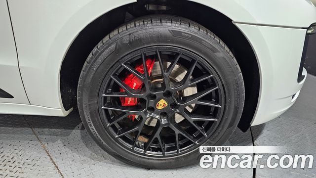 Porsche Macan из Кореи Encar