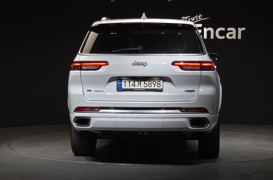 Jeep Cherokee L 3.6 Summit Reserve — пробег 120 370 км — фото 4 из 5