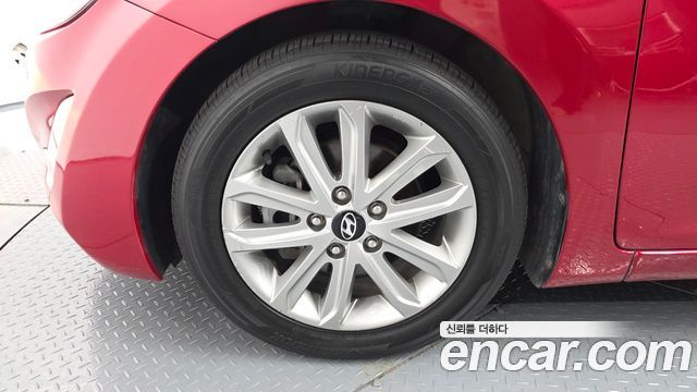 Hyundai AVANTE из Кореи Encar