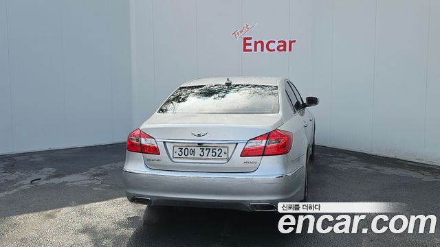 Hyundai Genesis из Кореи Encar