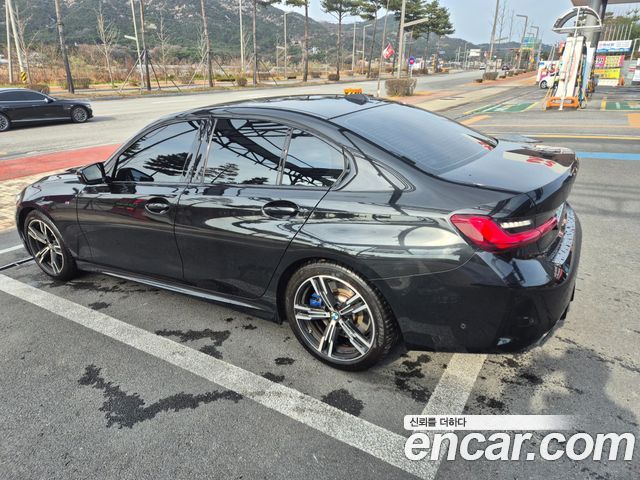 BMW 3-Series 320i M Sport — пробег 16 000 км — фото 5 из 5