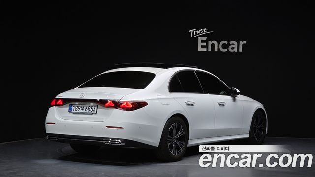 Mercedes-Benz E-Class из Кореи Encar