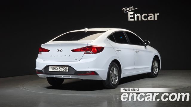 Hyundai AVANTE из Кореи Encar