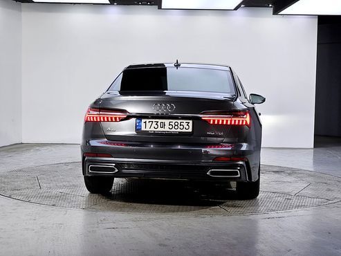 Audi A6 40 TDI Premium — пробег 127 323 км — фото 3 из 5