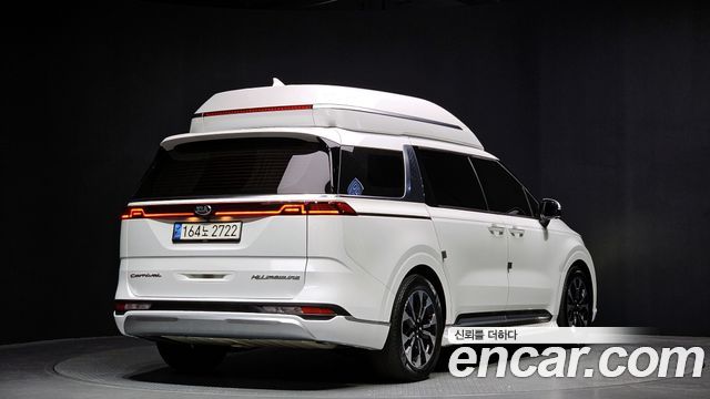 Kia Carnival 9-Seater Hi-Limousine Signature — пробег 142 520 км — фото 2 из 5