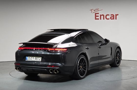 Porsche Panamera 2.9 AWD — пробег 53 377 км — фото 2 из 5