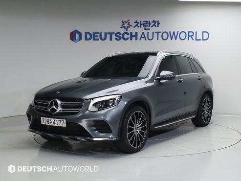 Mercedes-Benz GLC-Class GLC300 4MATIC AMG Line — пробег 29 998 км — фото 1 из 5