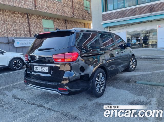 Kia Carnival из Кореи Encar