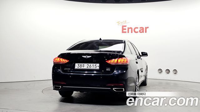 Hyundai Genesis из Кореи Encar
