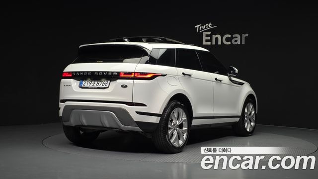 Land Rover Range Rover Evoque P250 SE — пробег 48 546 км — фото 2 из 5