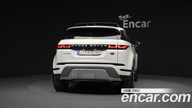 Land Rover Range Rover Evoque P250 SE — пробег 48 546 км — фото 4 из 5