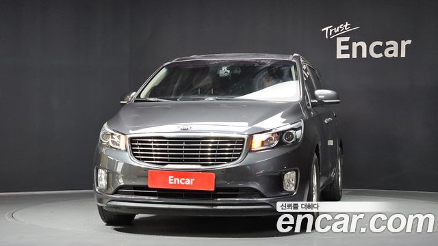 Kia Carnival 11-seater Luxury — пробег 86 528 км — фото 3 из 5