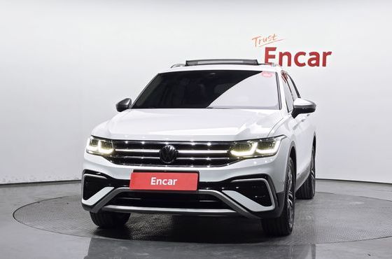 Volkswagen Tiguan 2.0 TSI Prestige — пробег 33 542 км — фото 3 из 5