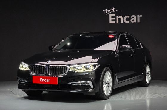 BMW 5-Series 530i Luxury Plus — пробег 138 346 км — фото 1 из 5