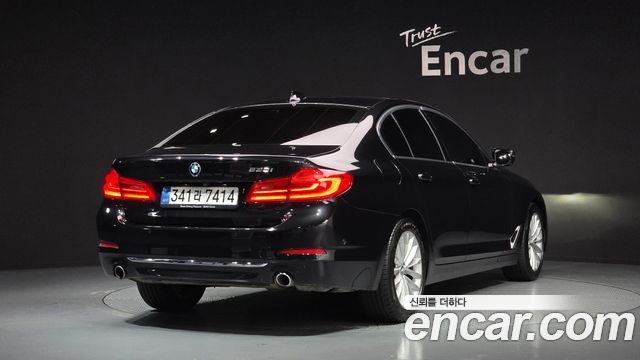 BMW 5-Series 530i Luxury Plus — пробег 138 346 км — фото 2 из 5