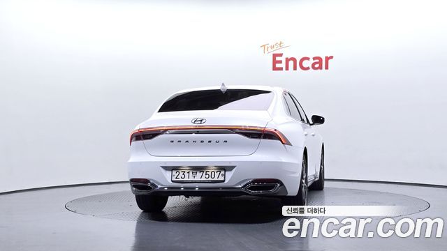 Hyundai Grandeur из Кореи Encar