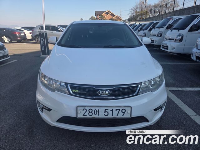 Kia Porte 1.6 Hybrid LPI HEV Standard — пробег 158 000 км — фото 2 из 5