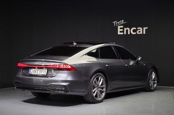 Audi A7 55 TFSI Quattro Premium — пробег 85 880 км — фото 2 из 5