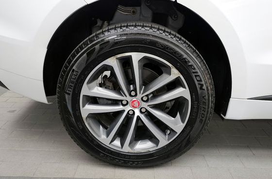 Jaguar F-PACE 20d R-Sport — пробег 114 488 км — фото 5 из 5